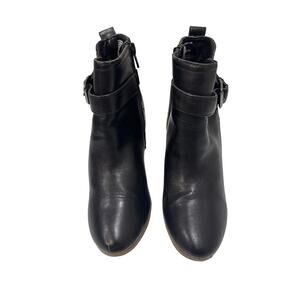 Time and Tru Women's Black Heeled Bootie - Size: 7